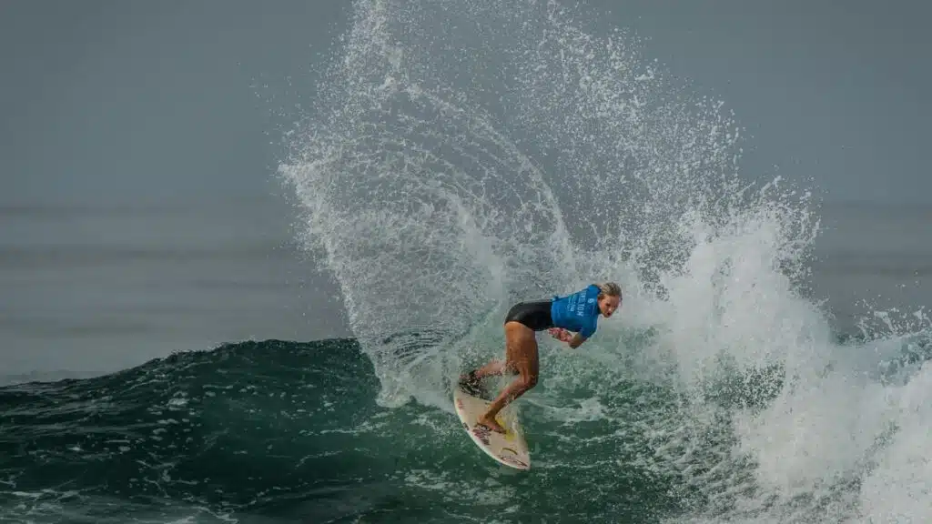 Im image of Bethany Hamilton surfing a wave