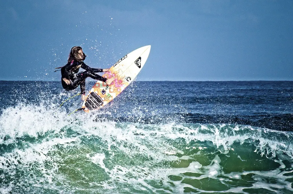 why is surfing popular