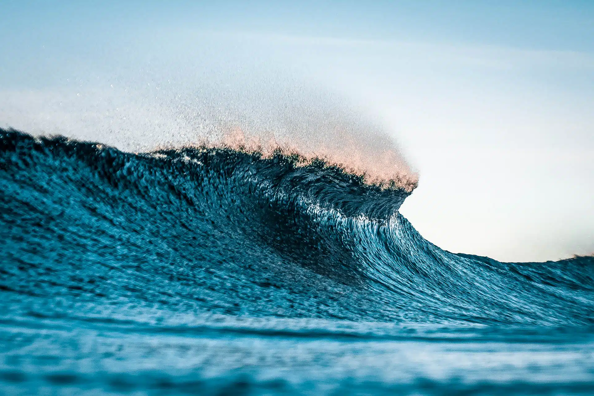 Large Wave_background