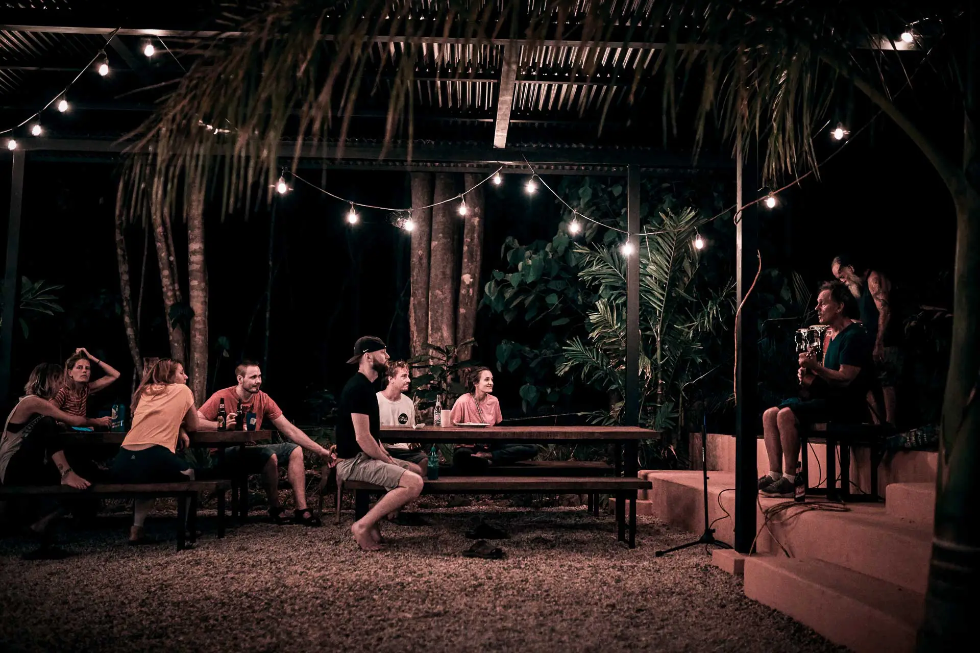 Rapture Surfcamp Costarica Music Night