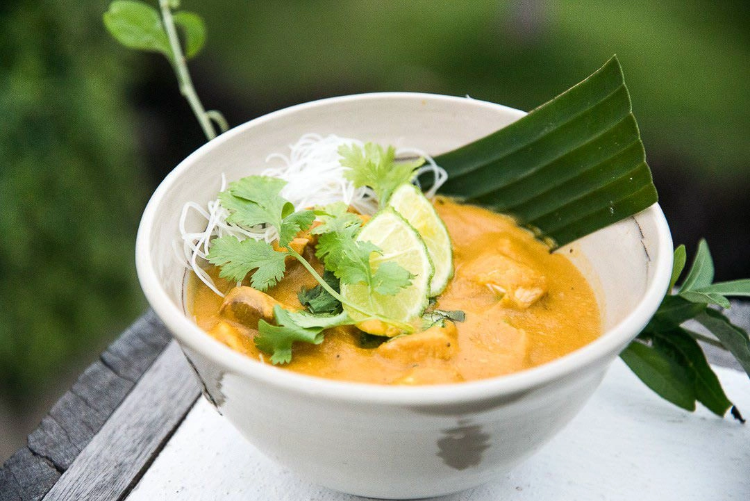 Chicken curry and vegetables dish and recipe