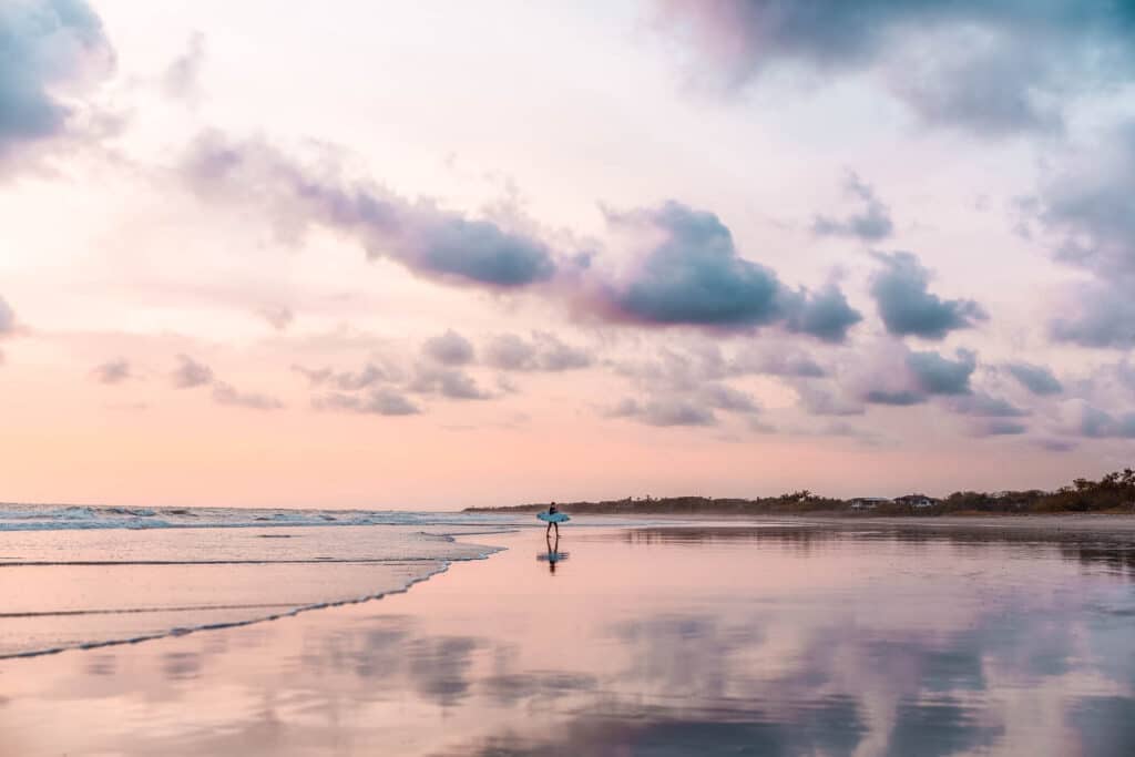 An image of a rapture surfer in costa rica