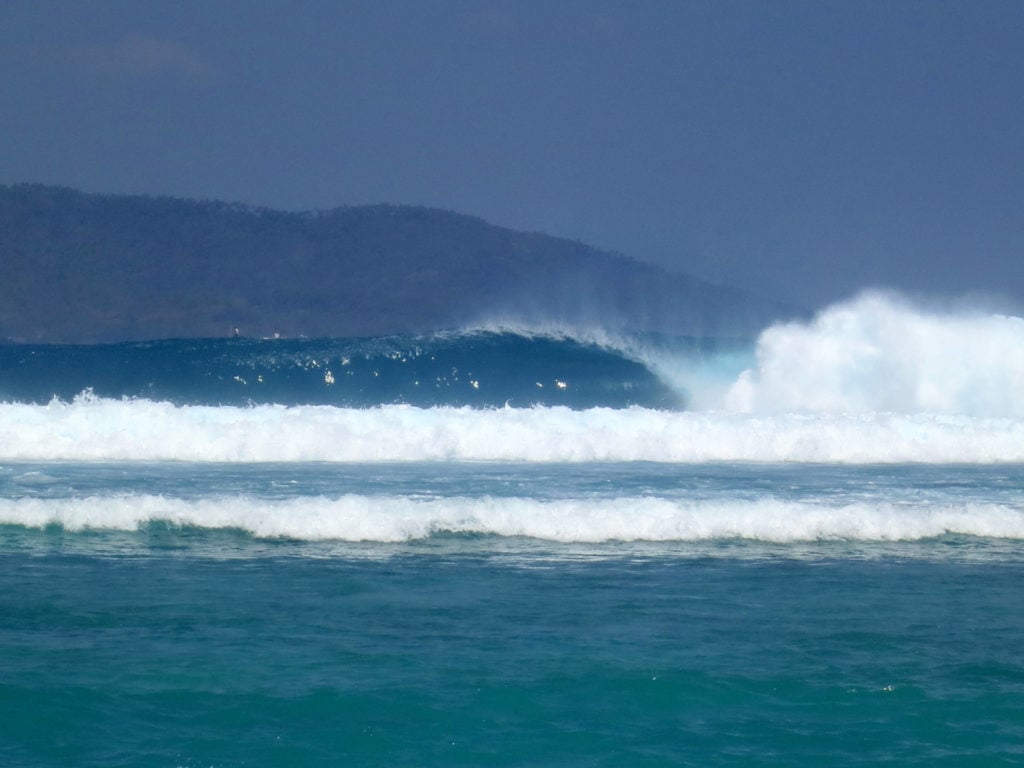 surfing gili islands