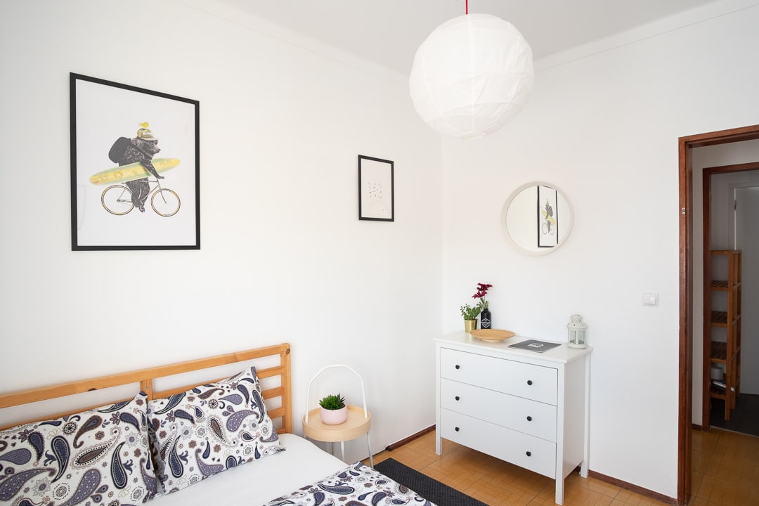Couple's bed at ericeira rapturecamps double room