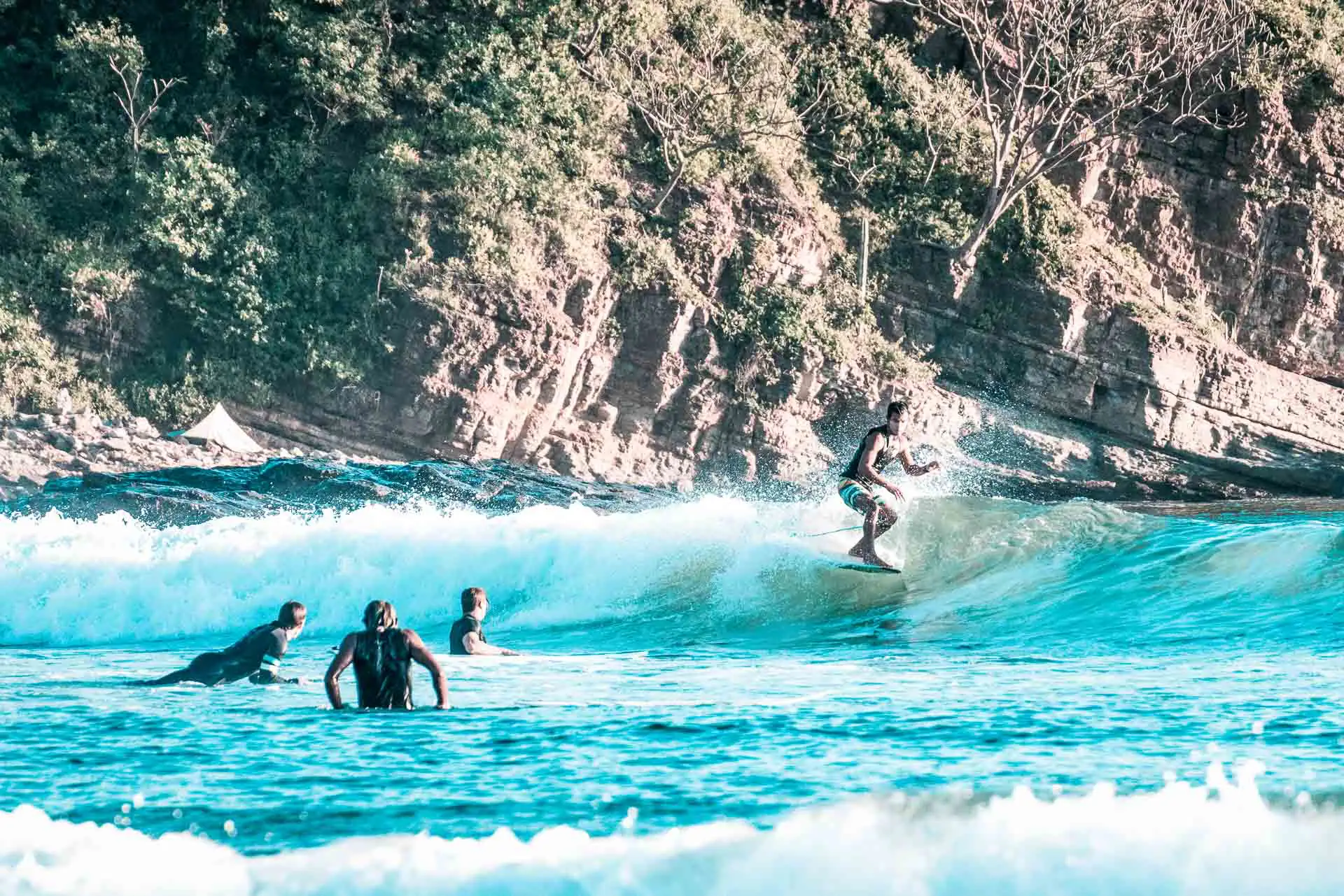 Surfing Playa Maderas in Nicaragua with a longboard