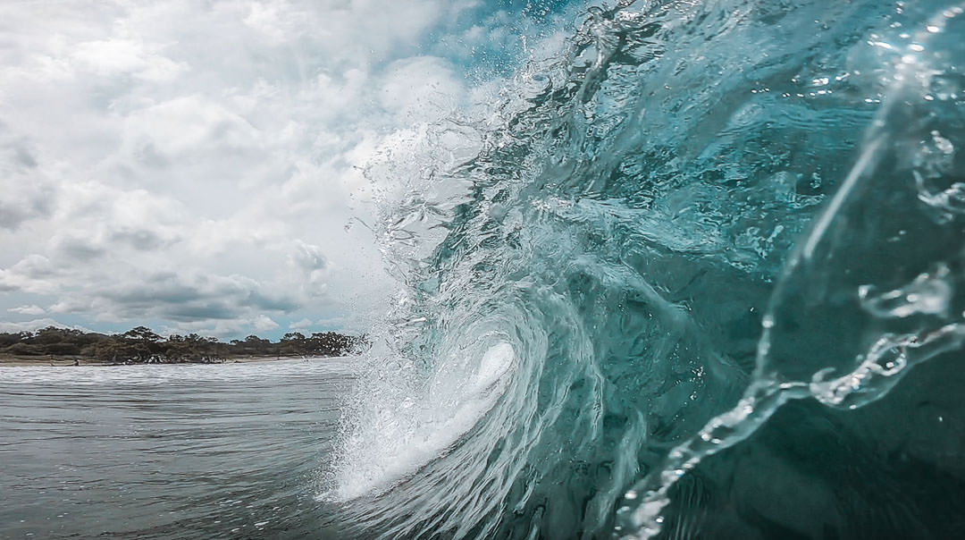 Perfect wave dropping in Playa de Avellanas